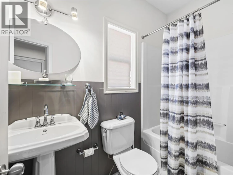 355 Mccarren Avenue, Kelowna, BC, V1W 4W3 - 23