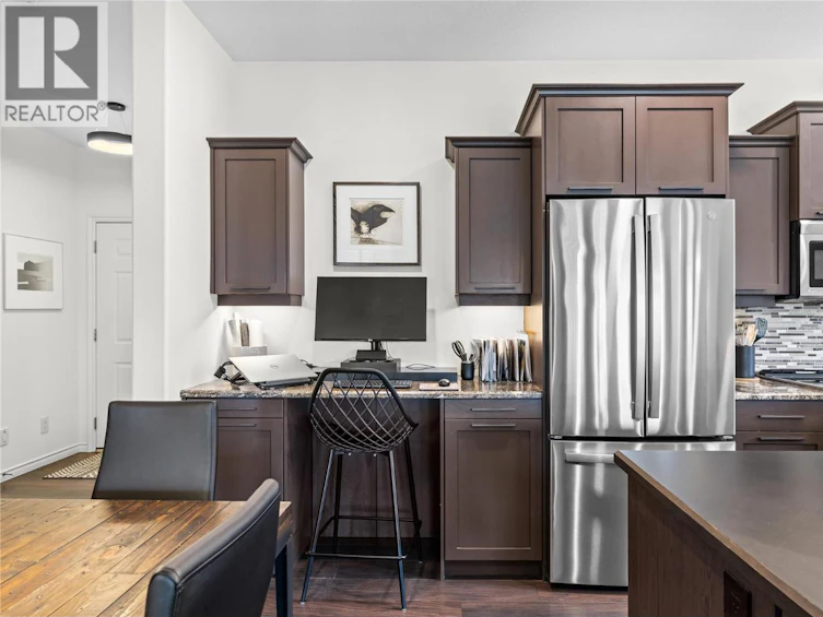 355 Mccarren Avenue, Kelowna, BC, V1W 4W3 - 8