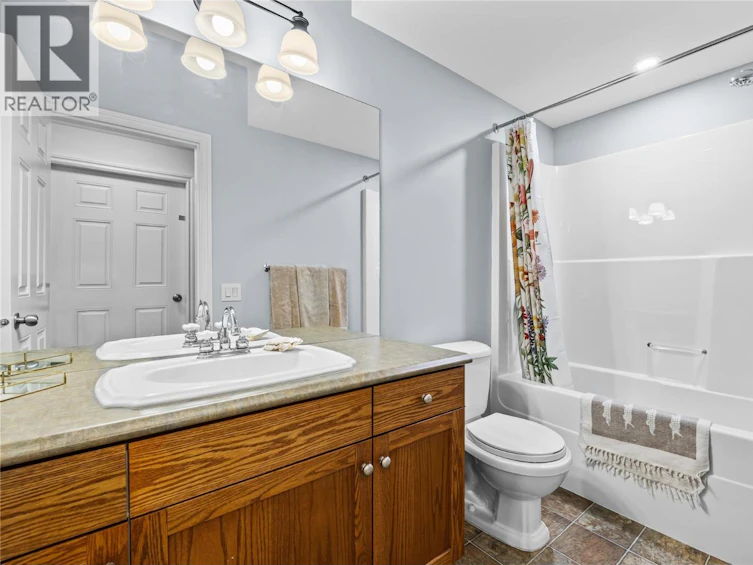 355 Mccarren Avenue, Kelowna, BC, V1W 4W3 - 33