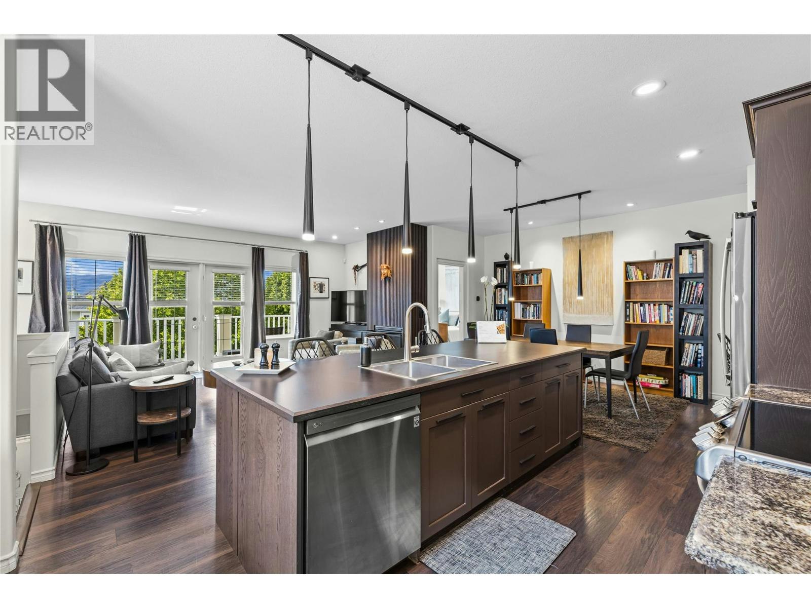 355 Mccarren Avenue, Kelowna, BC, V1W 4W3 - 5