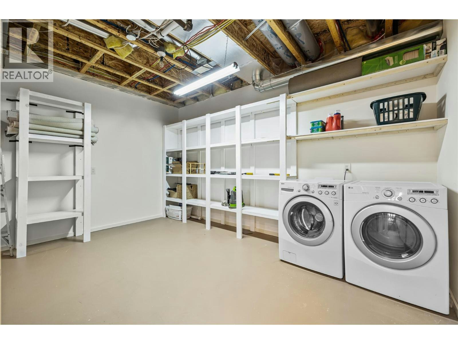 355 Mccarren Avenue, Kelowna, BC, V1W 4W3 - 34
