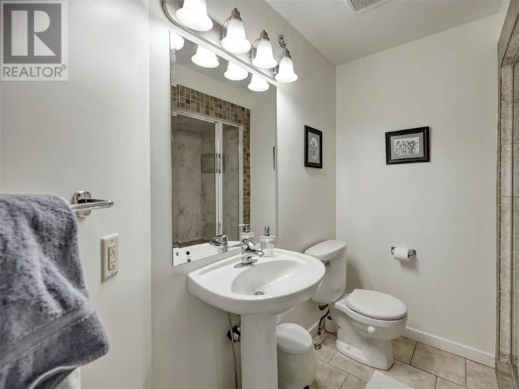 300-4300 44th Avenue, Osoyoos, BC, V0H 1V6 - 20