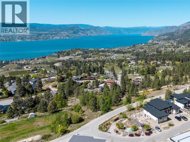2835 Outlook Way, Naramata, BC, V0H 1N1 - 36