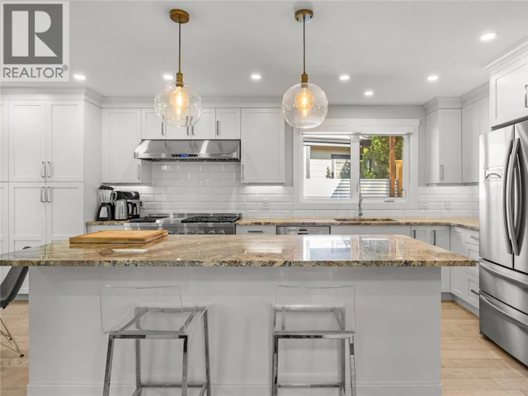 624 Armour Crescent, Kelowna, BC, V1W 1A5 - 9