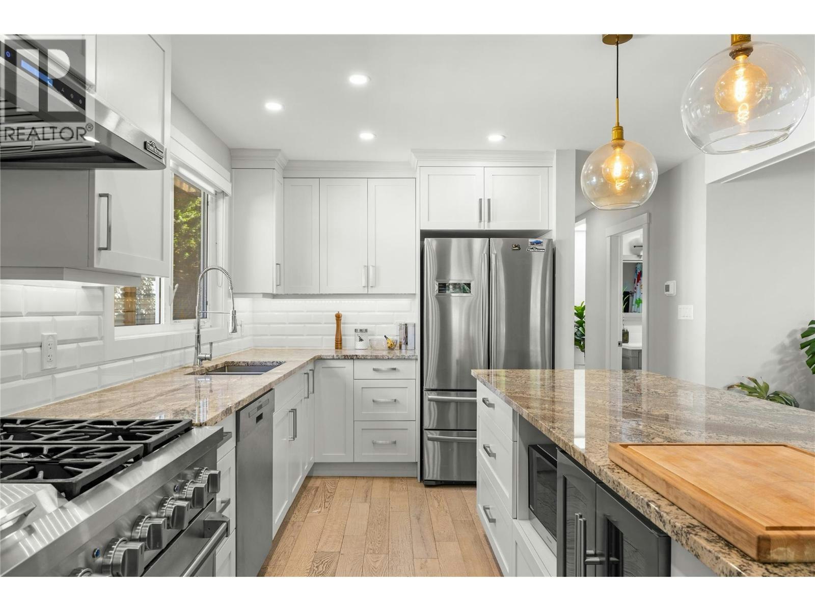 624 Armour Crescent, Kelowna, BC, V1W 1A5 - 11