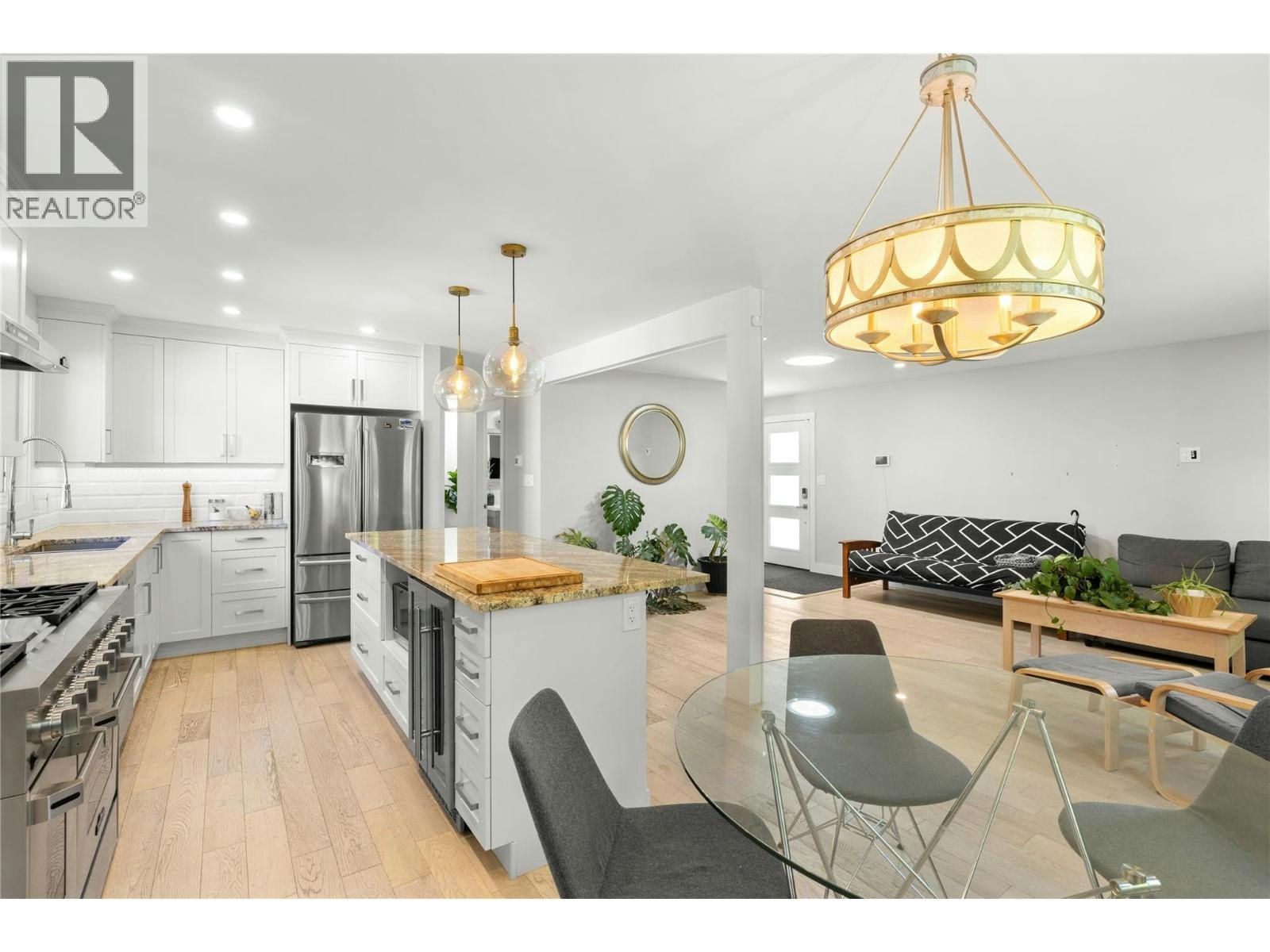 624 Armour Crescent, Kelowna, BC, V1W 1A5 - 12