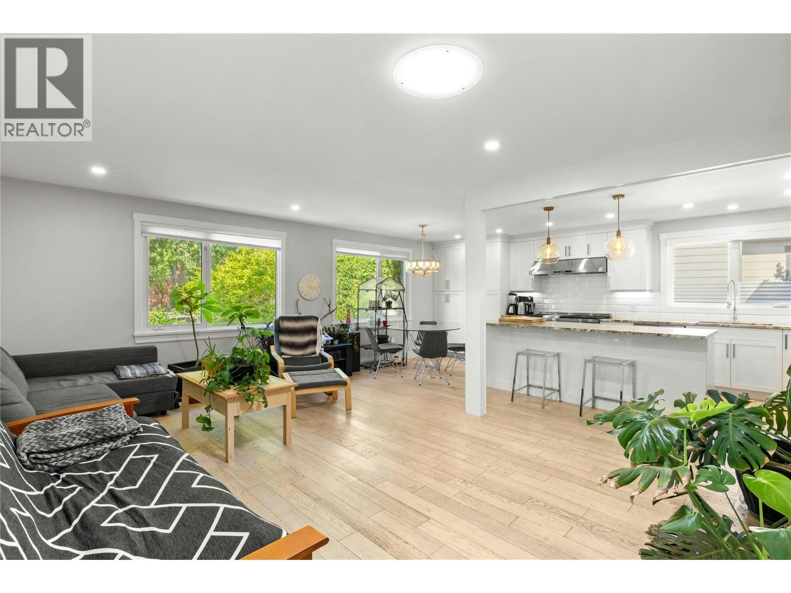 624 Armour Crescent, Kelowna, BC, V1W 1A5 - 7