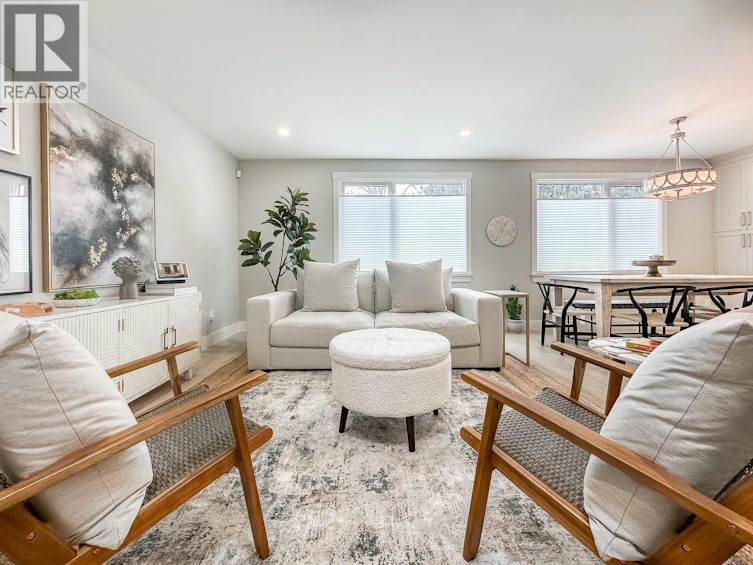 624 Armour Crescent, Kelowna, BC, V1W 1A5 - 3
