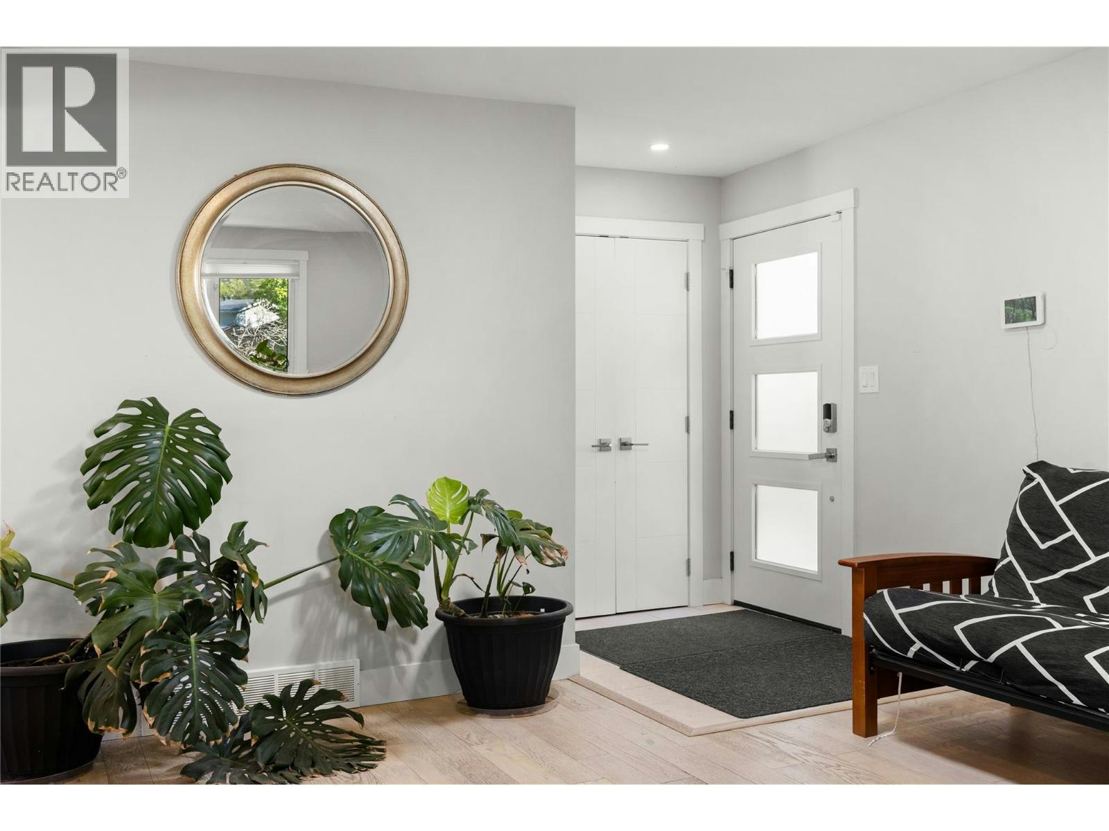624 Armour Crescent, Kelowna, BC, V1W 1A5 - 4