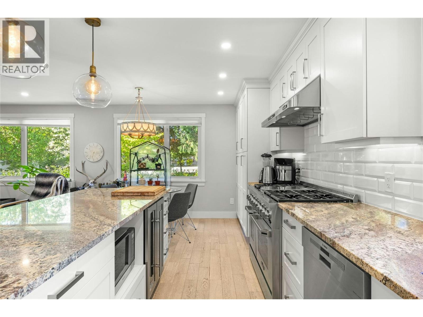 624 Armour Crescent, Kelowna, BC, V1W 1A5 - 13