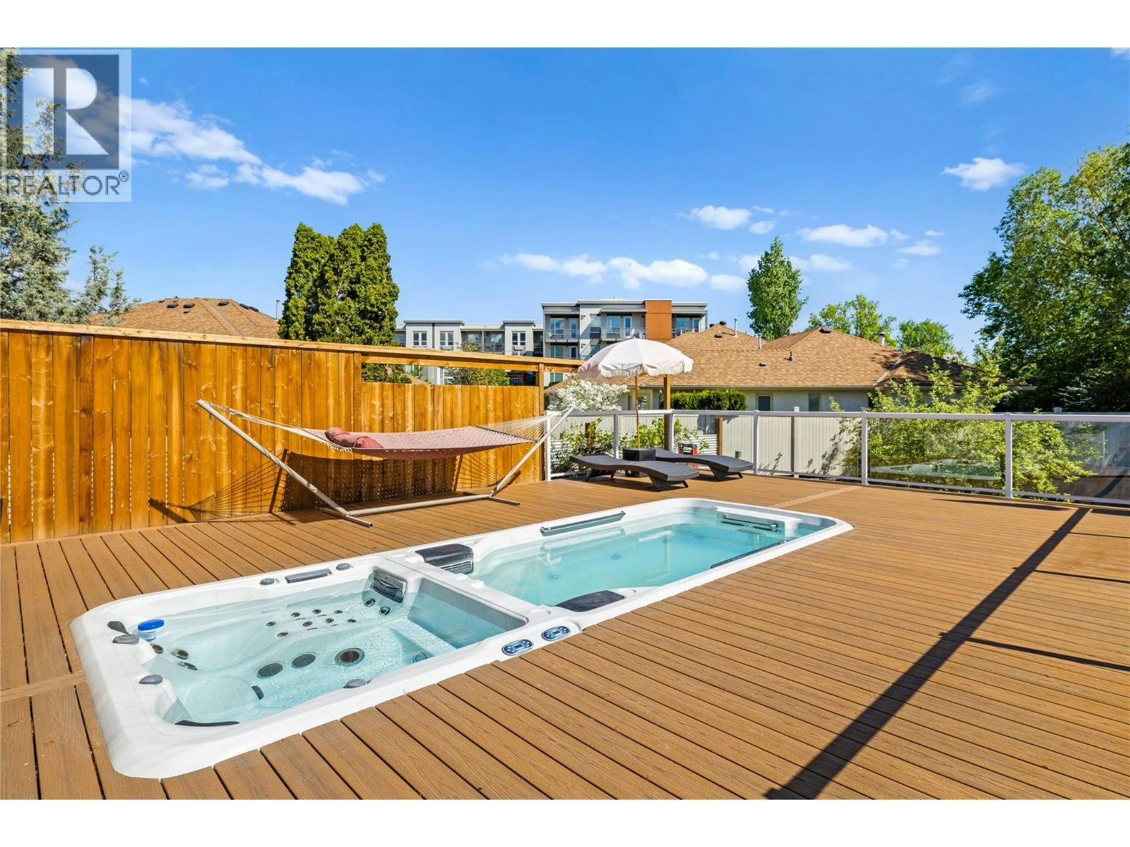 624 Armour Crescent, Kelowna, BC, V1W 1A5 - 2