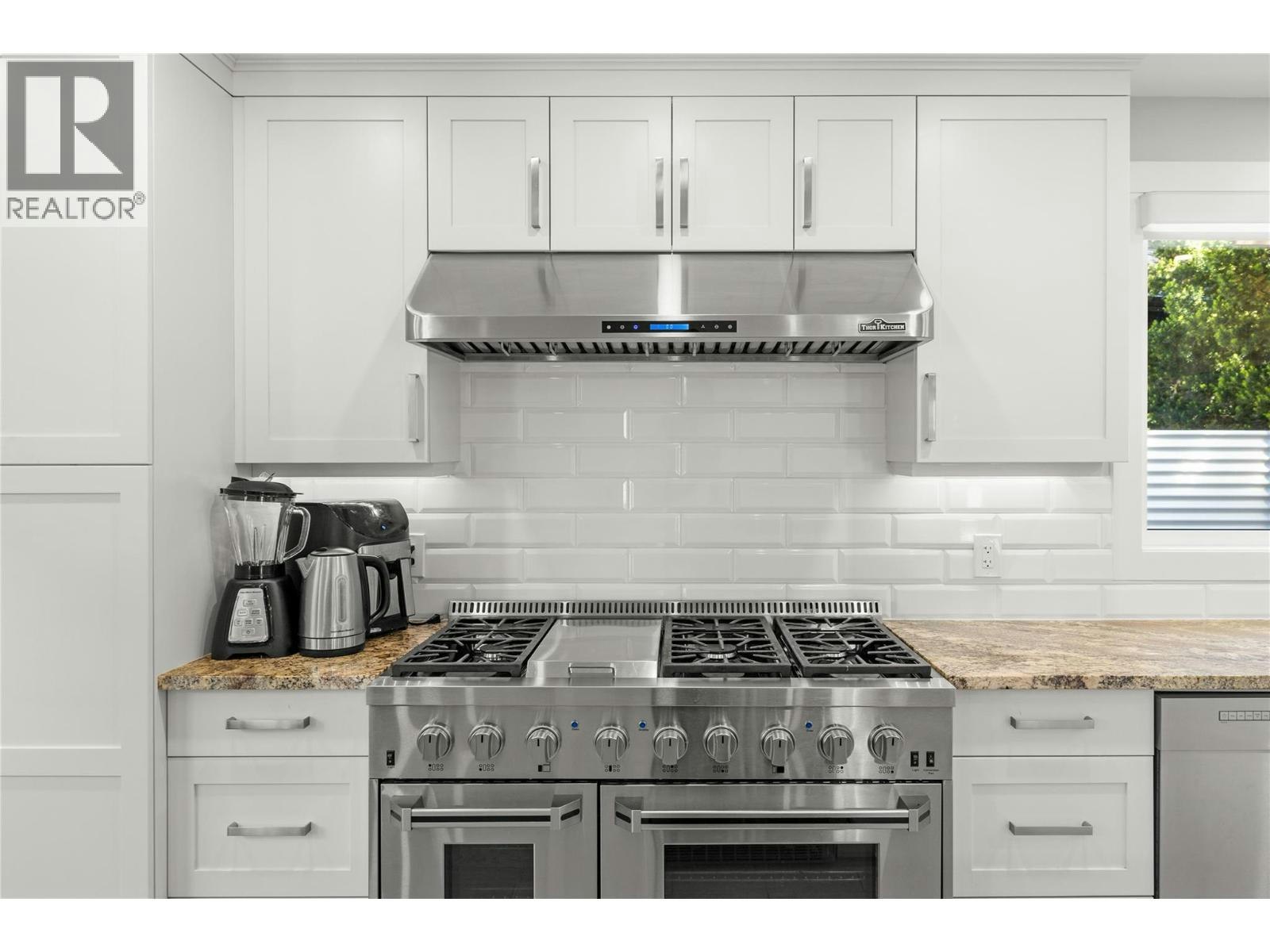 624 Armour Crescent, Kelowna, BC, V1W 1A5 - 14