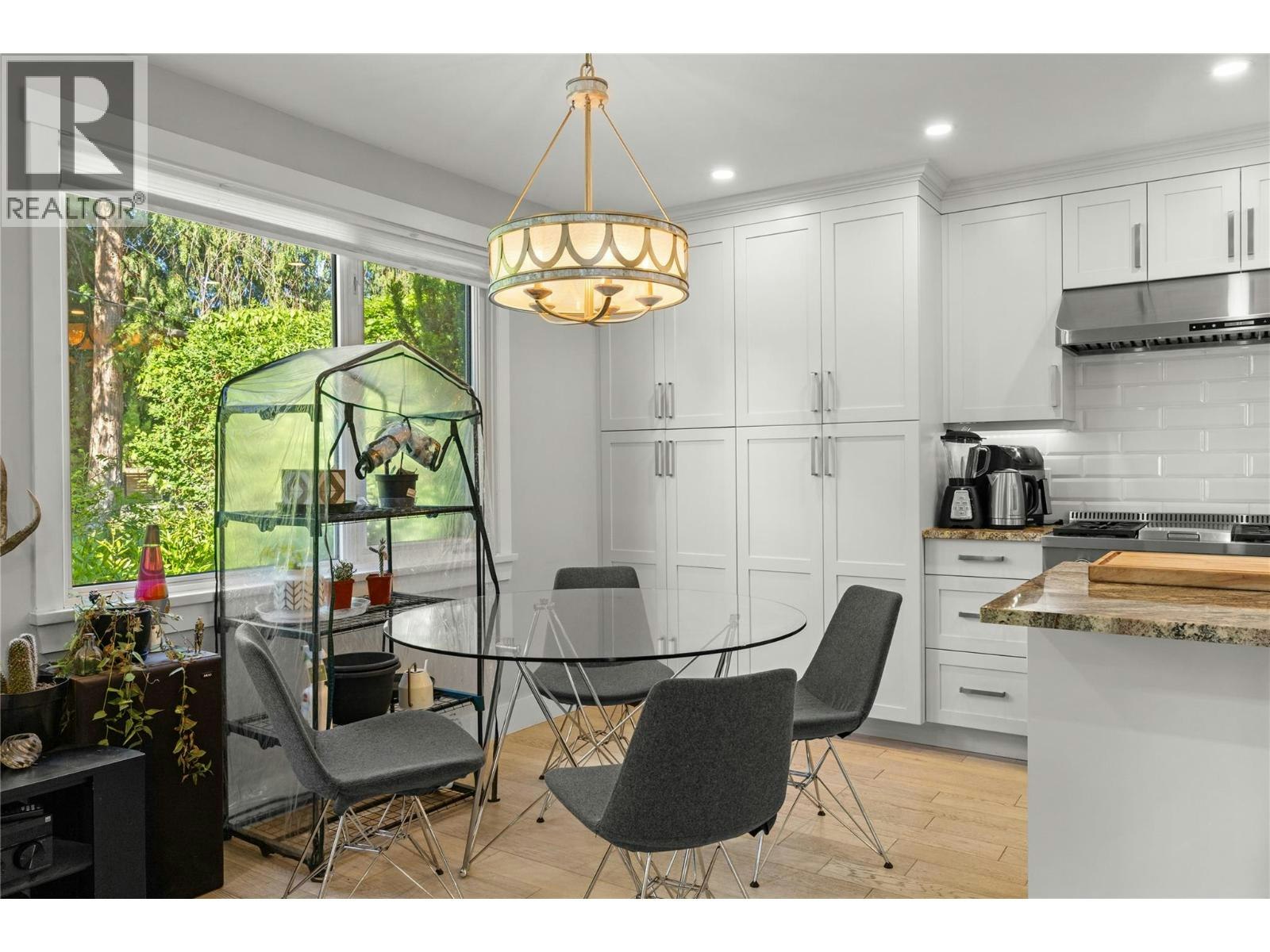 624 Armour Crescent, Kelowna, BC, V1W 1A5 - 16