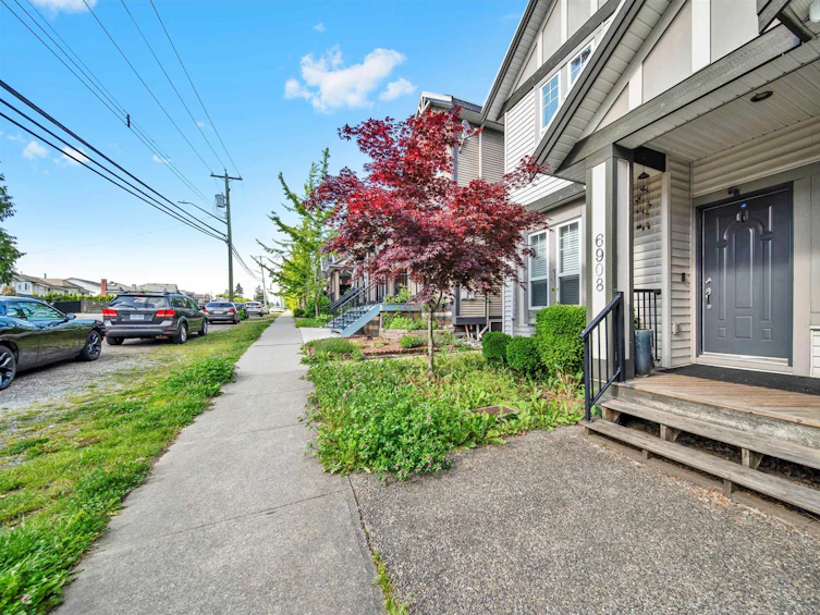 6908 144, Surrey, BC, V3W 5R9 - 34
