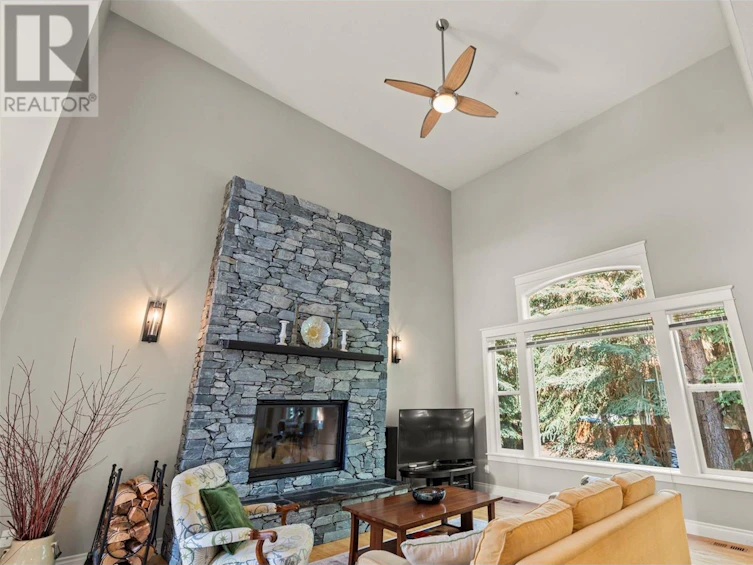 7229 Heritage Court, Lake Country, BC, V4V 2L3 - 9