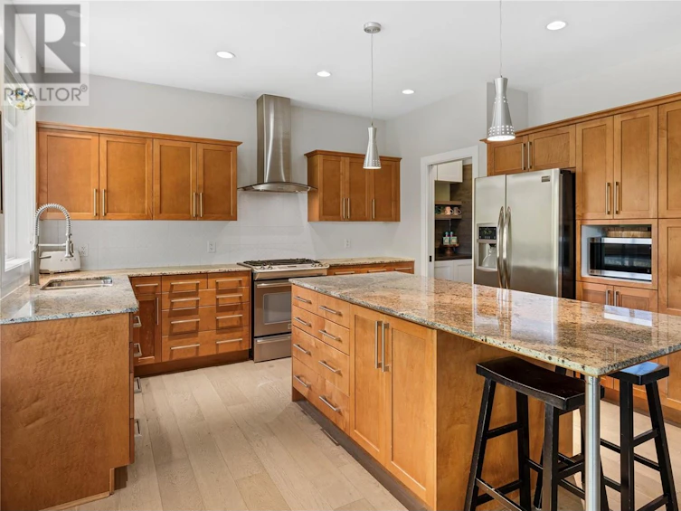 302 Upper Canyon Drive, Kelowna, BC, V1V 2Z8 - 9