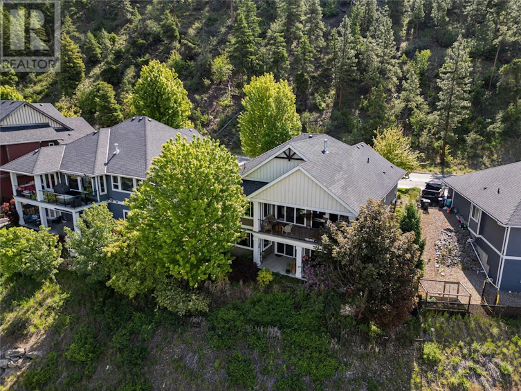 302 Upper Canyon Drive, Kelowna, BC, V1V 2Z8 - 2