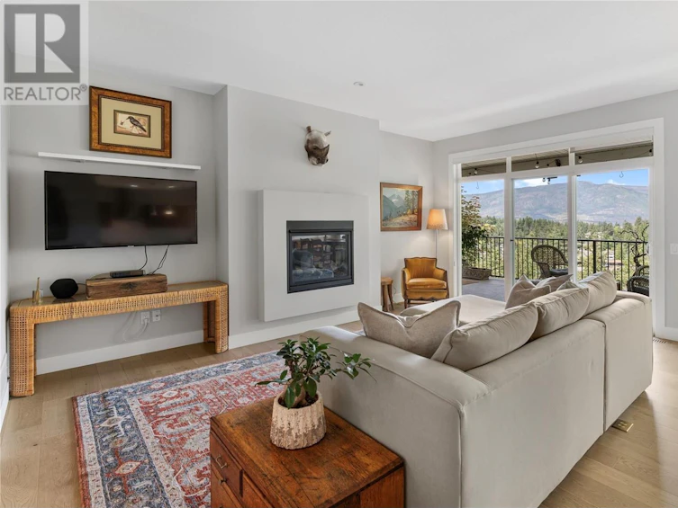 302 Upper Canyon Drive, Kelowna, BC, V1V 2Z8 - 6