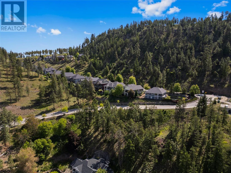 302 Upper Canyon Drive, Kelowna, BC, V1V 2Z8 - 49