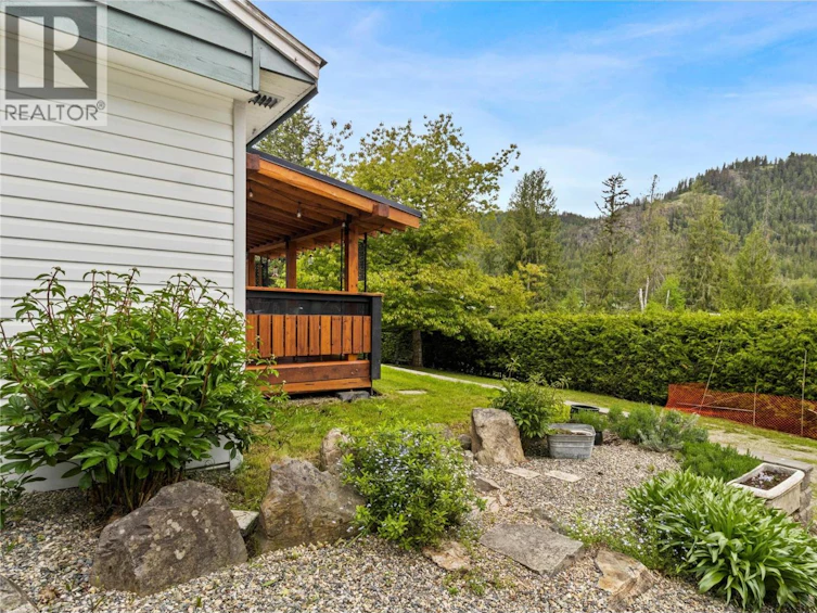 2885 White Lake Road, Sorrento, BC, V0E 2W0 - 50