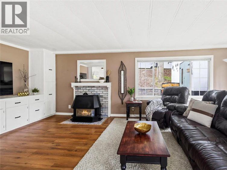 2885 White Lake Road, Sorrento, BC, V0E 2W0 - 12