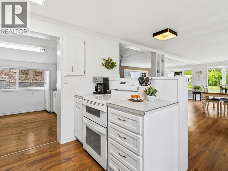 2885 White Lake Road, Sorrento, BC, V0E 2W0 - 7