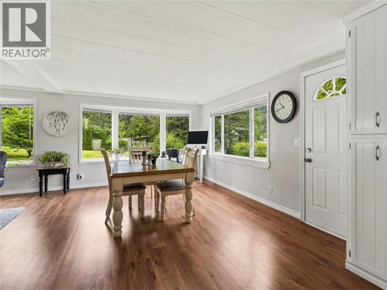 2885 White Lake Road, Sorrento, BC, V0E 2W0 - 17
