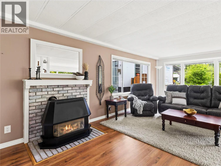 2885 White Lake Road, Sorrento, BC, V0E 2W0 - 11