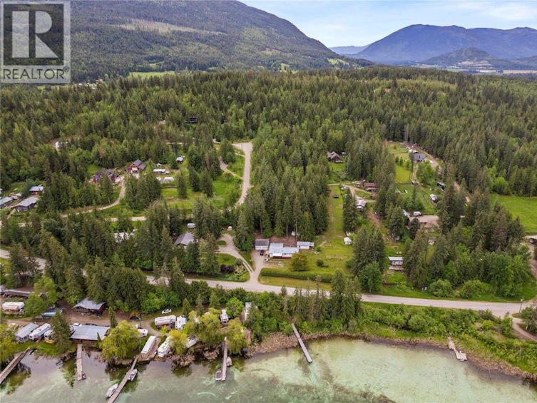 2885 White Lake Road, Sorrento, BC, V0E 2W0 - 67