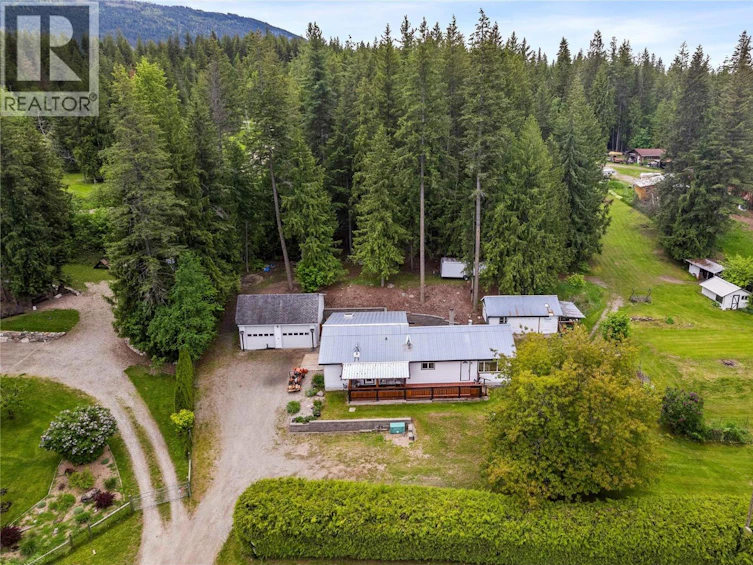 2885 White Lake Road, Sorrento, BC, V0E 2W0 - 27