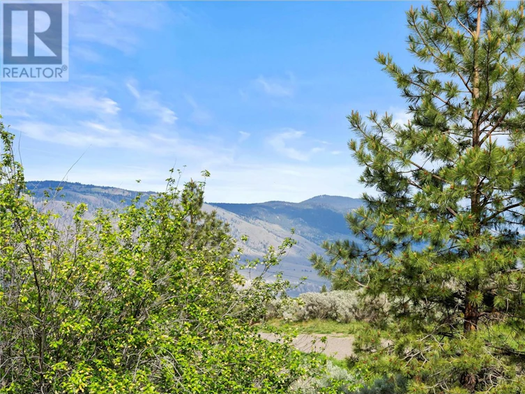 18-1555 Summit Drive, Kamloops, BC, V2E 1E9 - 37