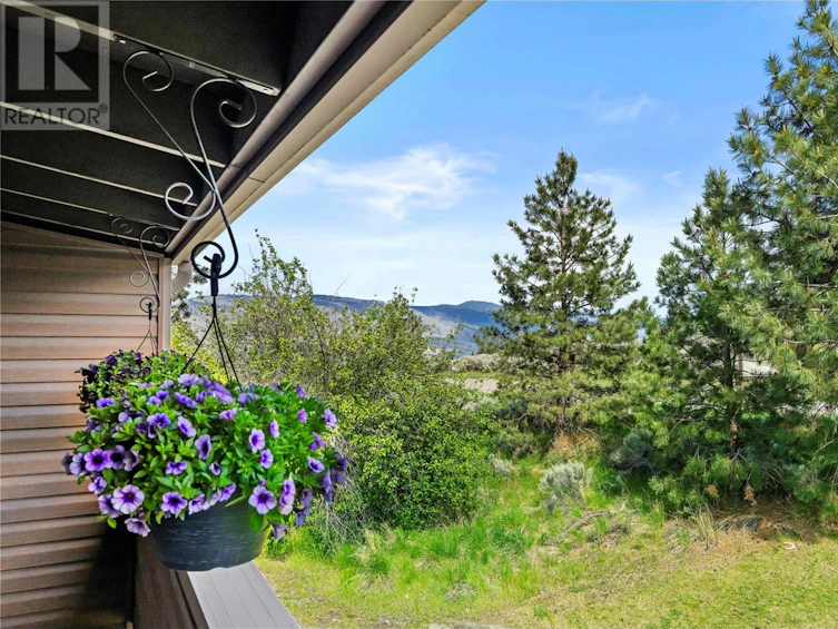 18-1555 Summit Drive, Kamloops, BC, V2E 1E9 - 35