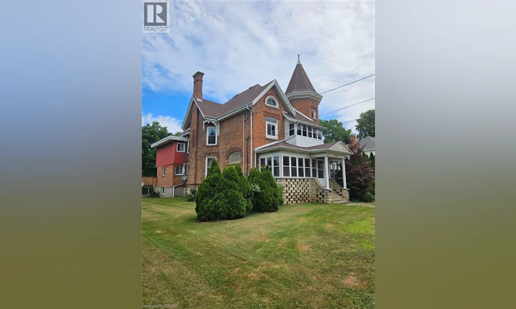 463 King Street W