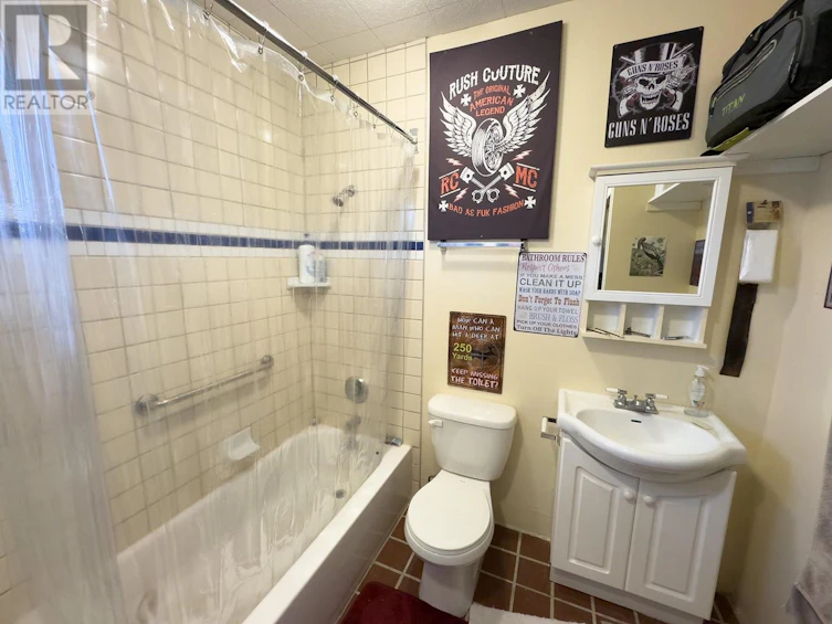 5943 N Green Lake Road, 70 Mile House, BC, V0K 2K1 - 20
