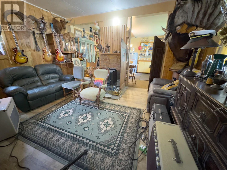 5943 N Green Lake Road, 70 Mile House, BC, V0K 2K1 - 14