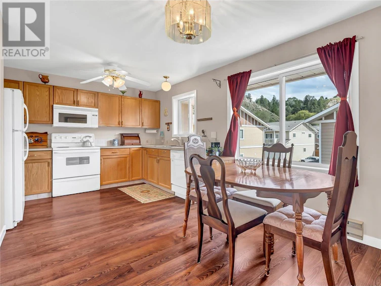 5-3322 South Main Street, Penticton, BC, V2A 5J6 - 3