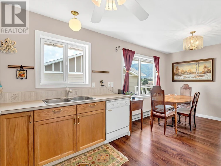 5-3322 South Main Street, Penticton, BC, V2A 5J6 - 7