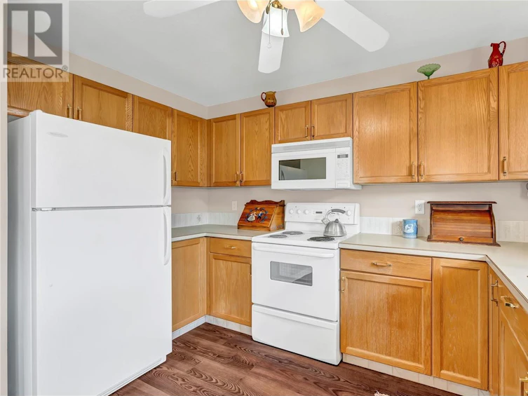 5-3322 South Main Street, Penticton, BC, V2A 5J6 - 5