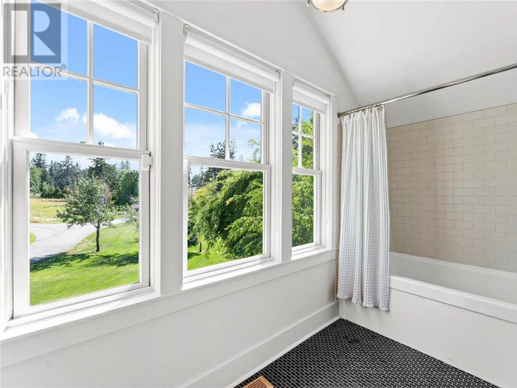 4079 June Springs Road, Kelowna, BC, V1W 4E2 - 37