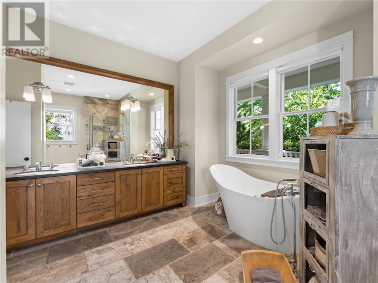 4079 June Springs Road, Kelowna, BC, V1W 4E2 - 11