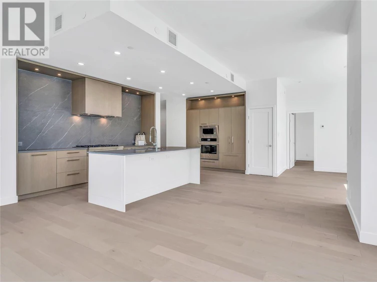 315-3389 Lakeshore Road, Kelowna, BC, V1W 0G5 - 11