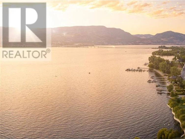 309-3051 Abbott Street, Kelowna, BC, V1Y 0P1 - 2