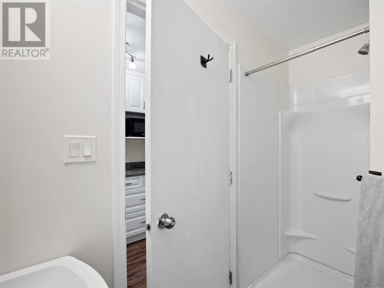 357 Waddington Drive, Kamloops, BC, V2E 1S3 - 41