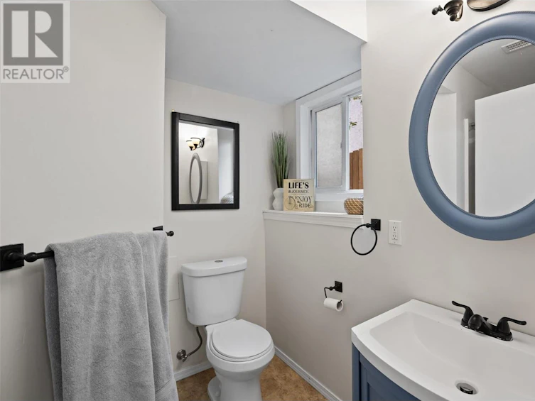 357 Waddington Drive, Kamloops, BC, V2E 1S3 - 40
