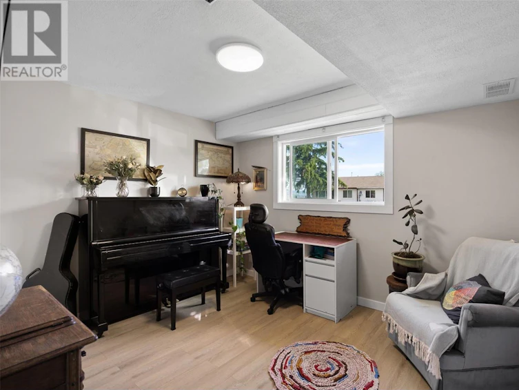 357 Waddington Drive, Kamloops, BC, V2E 1S3 - 33
