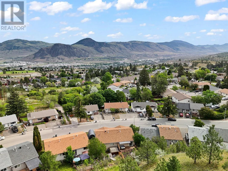 357 Waddington Drive, Kamloops, BC, V2E 1S3 - 45