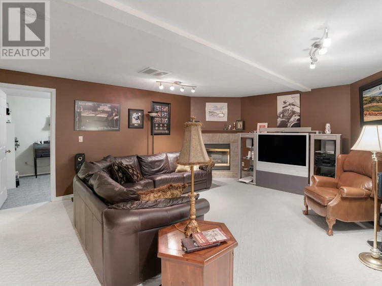 21-1530 Kelglen Crescent, Kelowna, BC, V1Y 6K7 - 27
