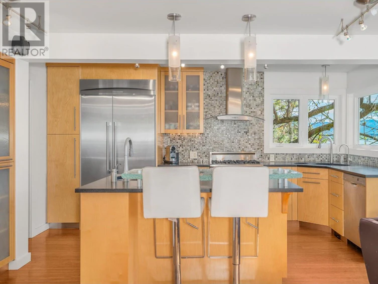8280 Tronson Road, Vernon, BC, V1H 1C8 - 10