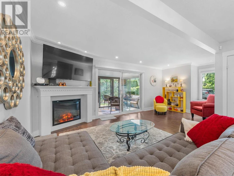 123-1050 Springfield Road, Kelowna, BC, V1T 8J7 - 9