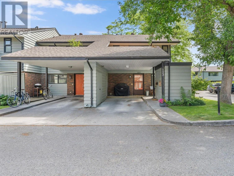 123-1050 Springfield Road, Kelowna, BC, V1T 8J7 - 2